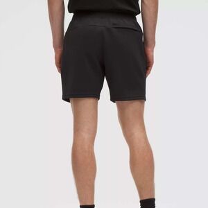 Lululemon Smooth Spacer 7 inch Short Black Medium New With Tags